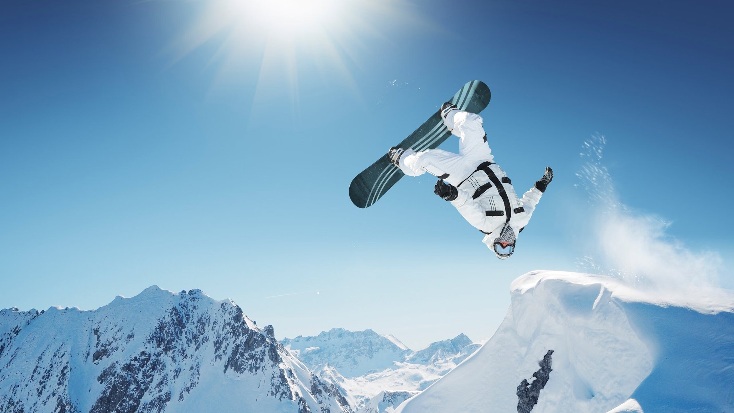 巴黎圣日耳曼稳居法甲榜首，豪取多连胜