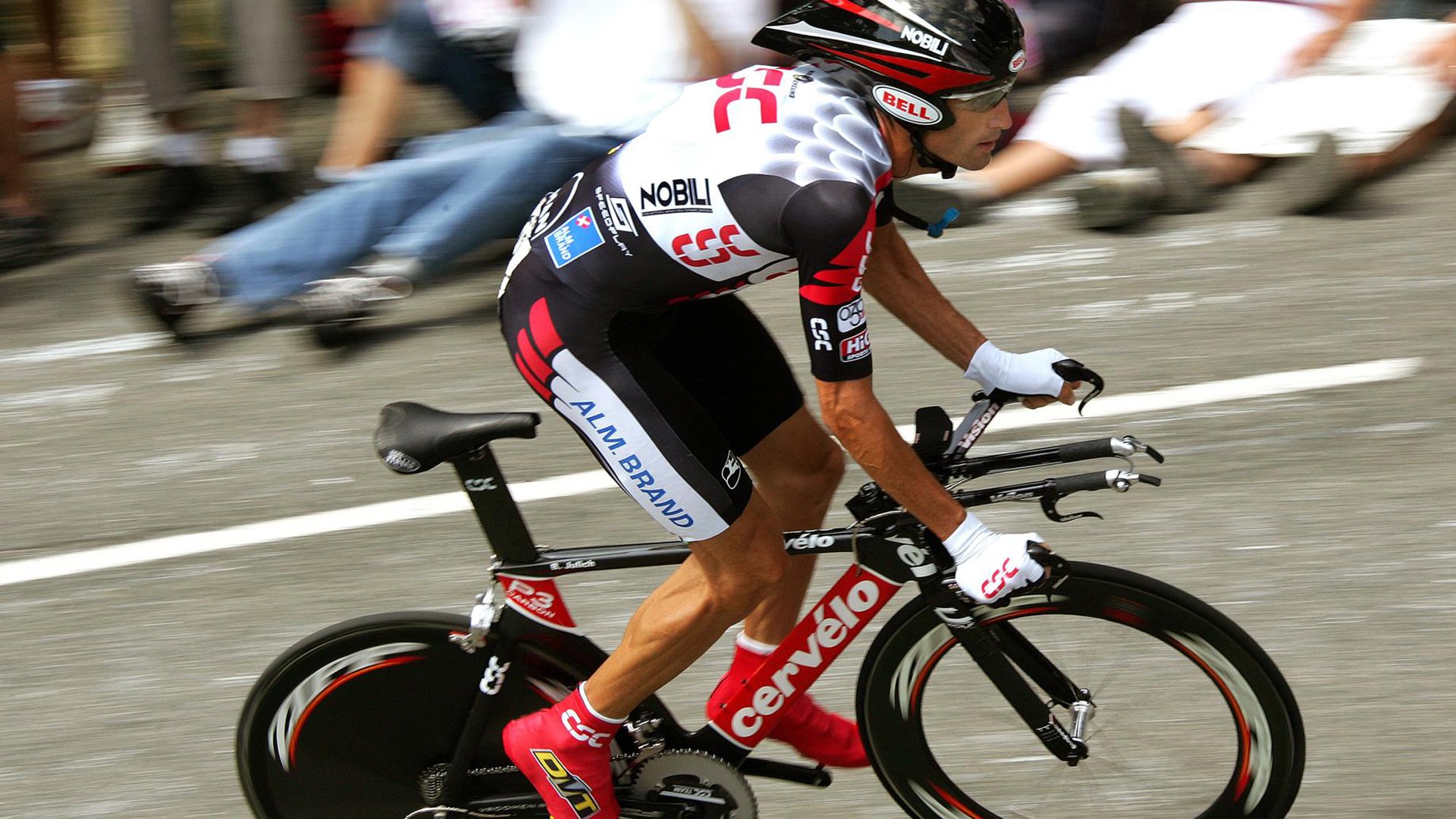 乐鱼app-体育科技博览会展示智能训练设备，体育装备博览会